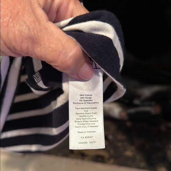 Talbots Dark Navy and White Boxy Short Sleeve Tee with ruffled sleeves size Lp - Picture 4 of 5